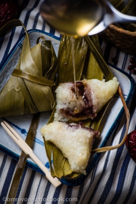 Zongzi with Red Bean Paste (Sticky Rice Dumplings) | omnivorescookbook.com