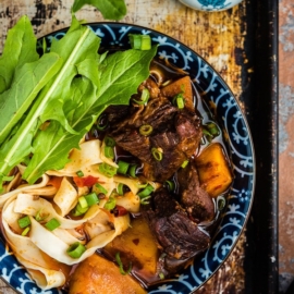 Chinese Beef Noodle Soup (红烧牛肉面) - A very rich noodle soup topped with tender and luscious beef. This recipe shows you how to achieve a truly rich flavor with the fewest steps. | omnivorescookbook.com