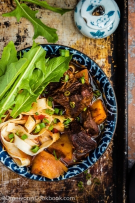 Chinese Beef Noodle Soup (红烧牛肉面) - A very rich noodle soup topped with tender and luscious beef. This recipe shows you how to achieve a truly rich flavor with the fewest steps. | omnivorescookbook.com