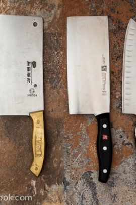 What Kitchen Knives Do You Need | omnivorescookbook.com