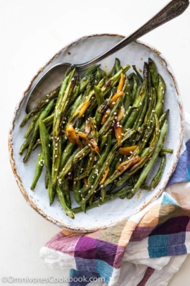 Try using this method to cook green beans for Thanksgiving this year and say goodbye to dull tasting side dishes!