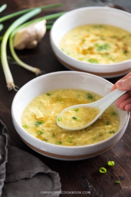 Make the restaurant-style Chinese egg drop soup with the minimum ingredients, within 15 minutes, and without any fuss.