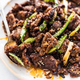 Crunchy, crispy beef tossed in a super umami hot sauce. A must try if you love Sichuan food. | Chinese Food | Stir Fry | Spicy |