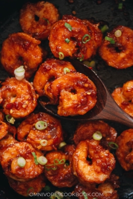 Chili garlic shrimp close up