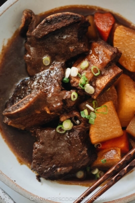 Korean Instant Pot short ribs with radish