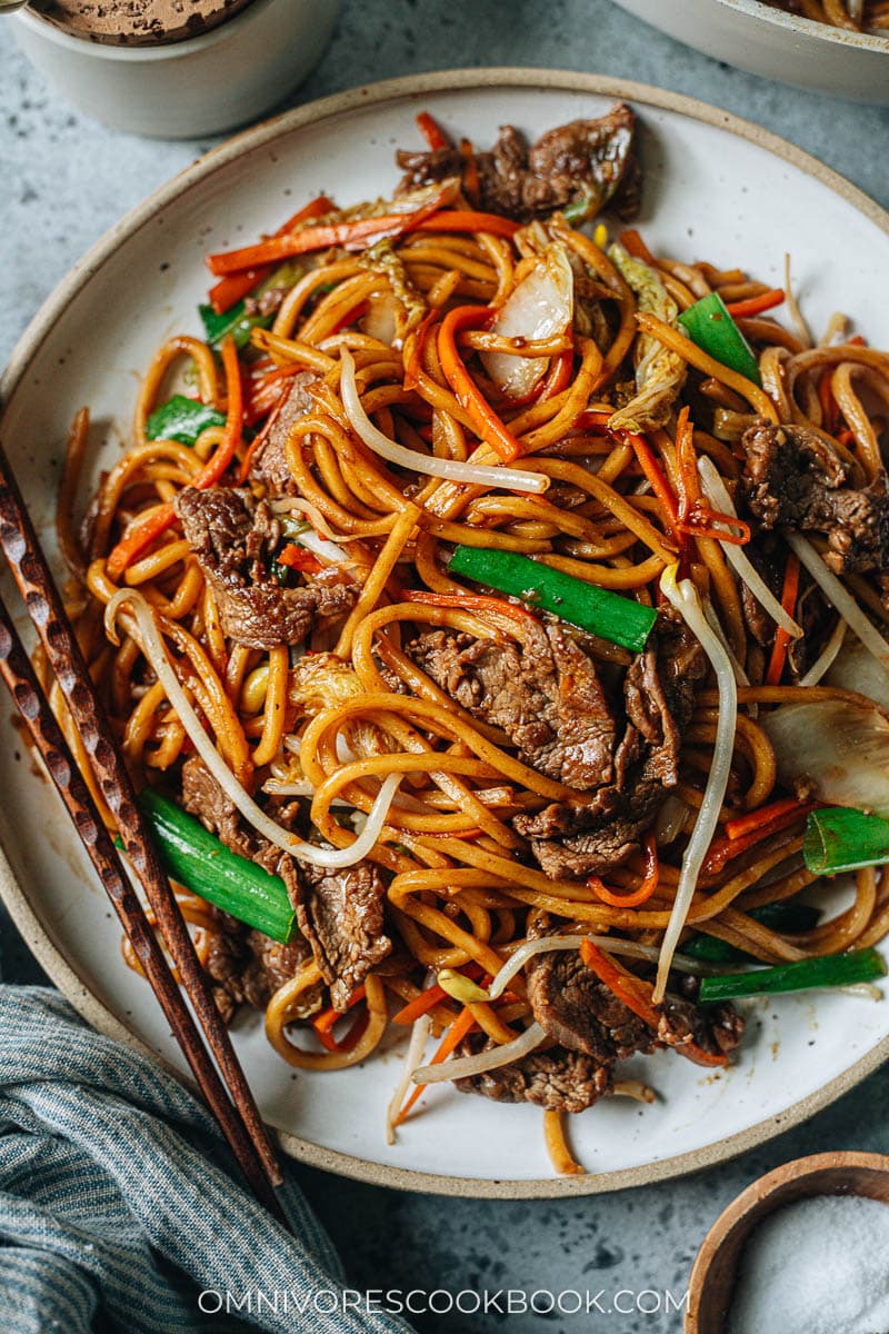 Authentic takeout-style beef lo mein with green onion