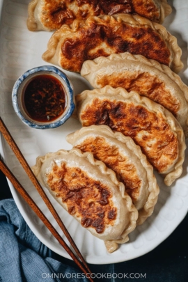 Chinese beef xian bing with dipping sauce