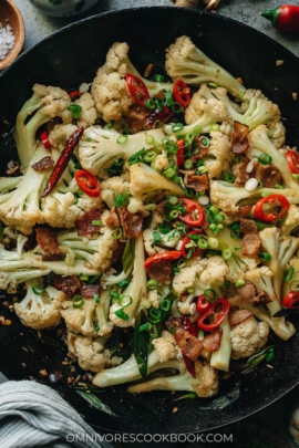 Dry pot cauliflower close up