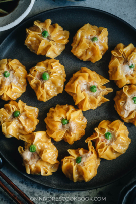 Cantonese shu mai served close up