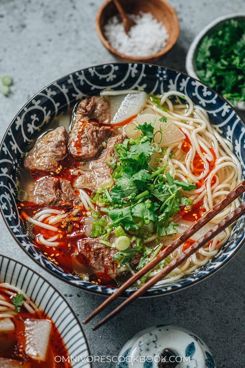 Lan Zhou La Mian with chili oil and radish