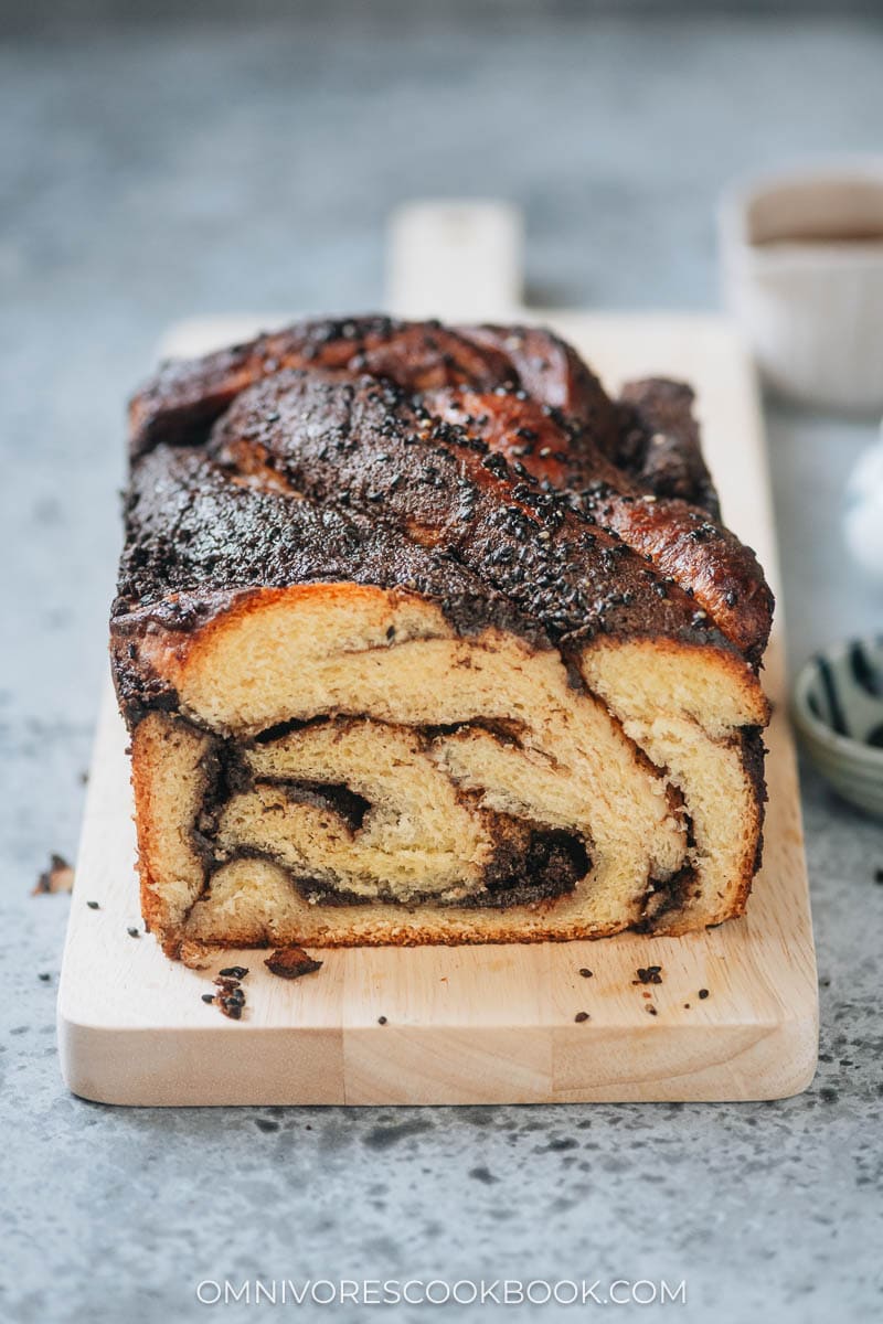 Black Sesame babka